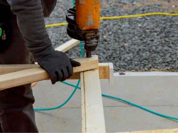 Fitting your Decking Boards