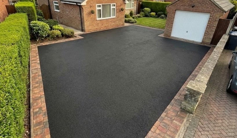 Edging and Finishing Options That Enhance Your Tarmac Driveway Appearance