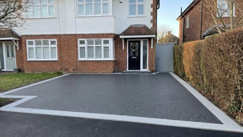 Expected Lifespan of 15 to 25 Years With Minimal Maintenance Required