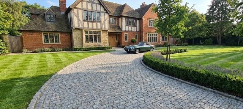 How Granite Driveways Improve Kerb Appeal and Property Presentation
