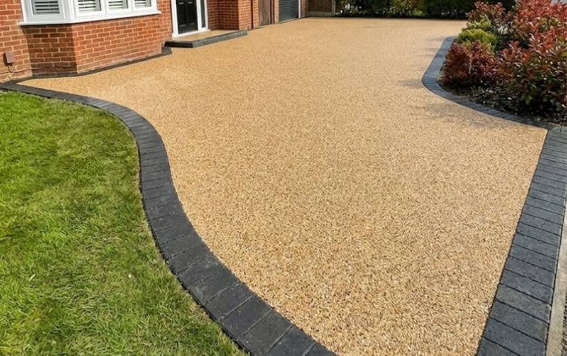 Resin Bound Driveways Creating Smooth Permeable Surfaces With Natural Stone Aggregate