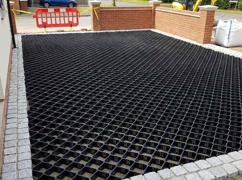 The minimal maintenance your gravel driveway will need over its 20 to 25 year lifespan