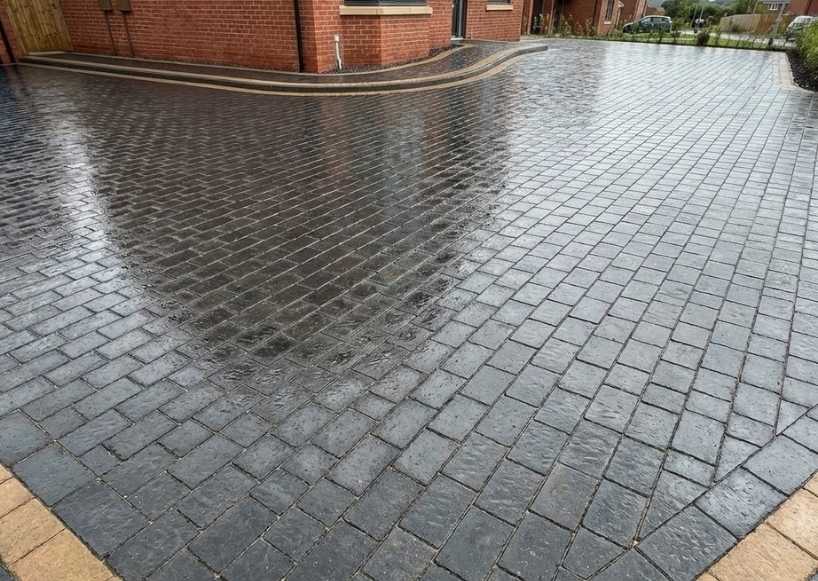 Why Choosing Experienced Driveway Contractors Matters for Your Project