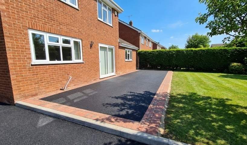 Fast installation with surfaces ready for use within 24 hours