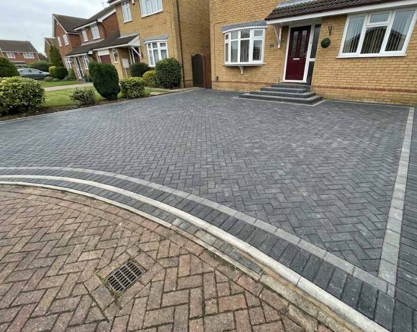 How We Handle Both Residential Gardens and Commercial Property Requirements